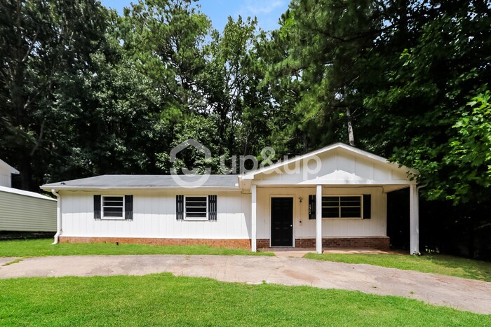 3904 Cindy Dr in Douglasville, GA - Building Photo