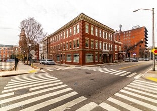 400 W Church Ave in Knoxville, TN - Building Photo - Building Photo