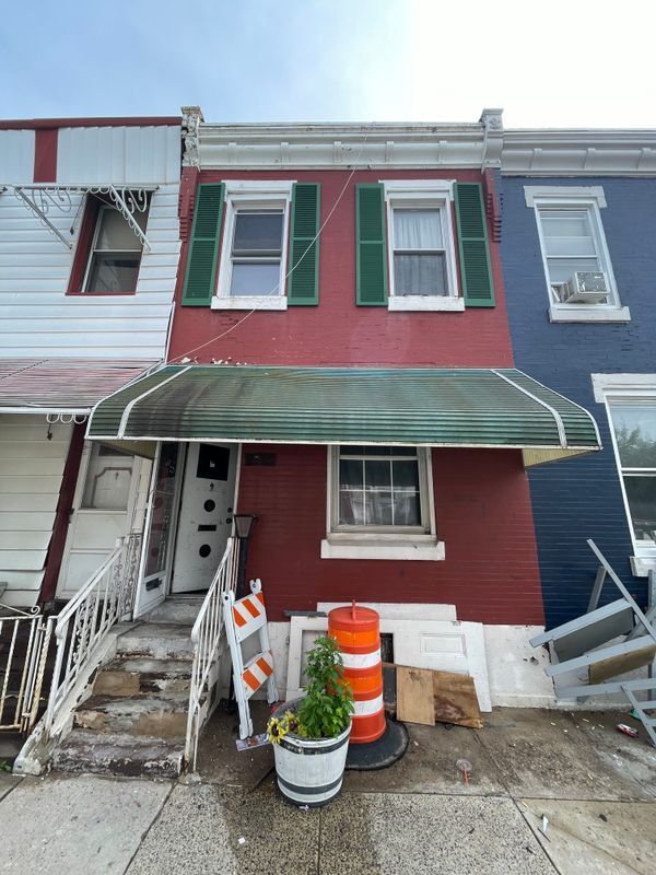 property at 1240 W Hazzard St