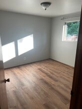 899 Cathlamet Dr in Oak Harbor, WA - Building Photo - Building Photo