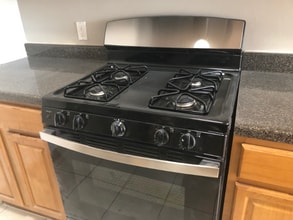 147 Main St, Unit 4D in Ridgefield Park, NJ - Building Photo - Building Photo