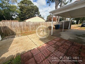 821 Crepe Myrtle Ln in Virginia Beach, VA - Building Photo - Building Photo