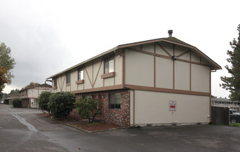 348 E Lee St SW in Tumwater, WA - Building Photo - Building Photo