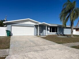 1470 Morgan Dr in Merritt Island, FL - Building Photo