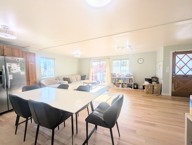 16302 SE 132nd St in Renton, WA - Building Photo - Building Photo