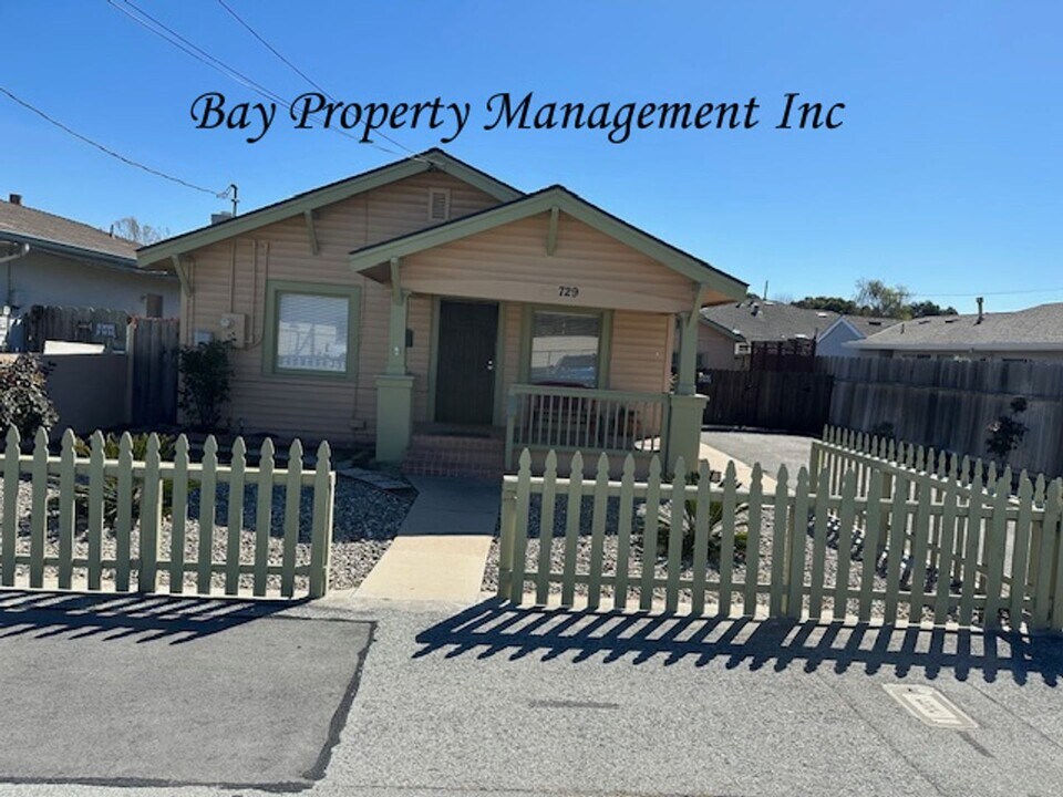 729 California St in Salinas, CA - Building Photo