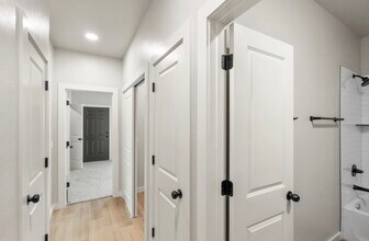 5130 Brooke Rd in Tuttle, OK - Building Photo - Building Photo