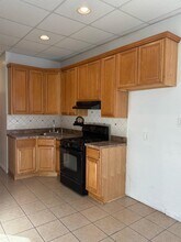 380 Avenue C in Bayonne, NJ - Building Photo - Building Photo