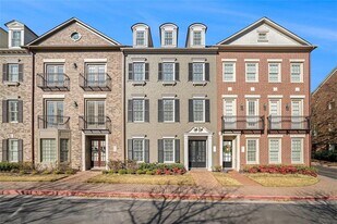 2105 Monhegan Way in Smyrna, GA - Building Photo