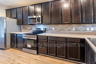 7225 Deer Springs Way in Powell, TN - Building Photo - Building Photo