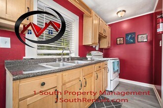 660 Summerville St in Mobile, AL - Building Photo - Building Photo