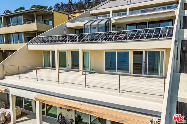 property at 18055 Coastline Dr