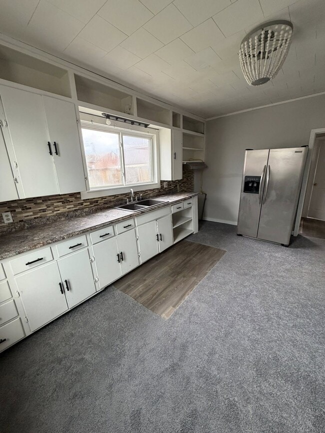 36 Spring St in Roseville, OH - Building Photo - Building Photo