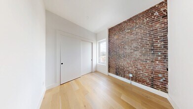 95 Verona St in Brooklyn, NY - Building Photo - Building Photo