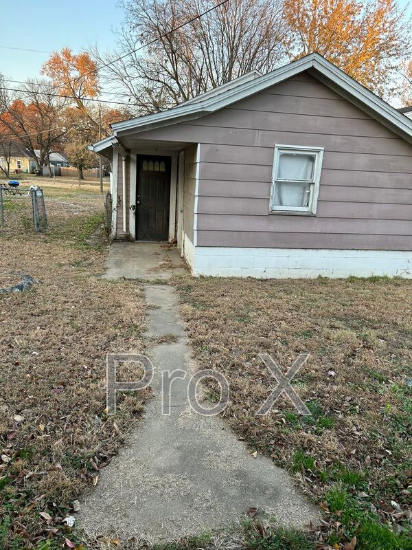 510 W 2nd St in Pittsburg, KS - Building Photo - Building Photo