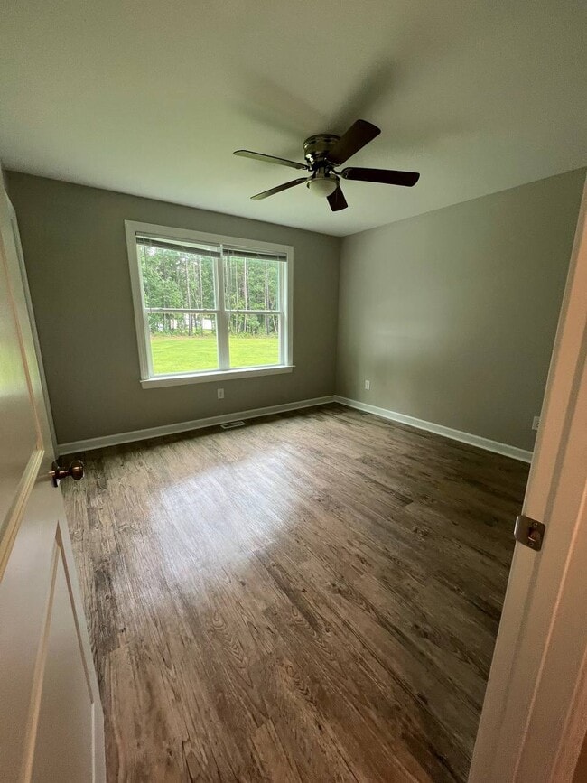 25 Tidewater Ln in Henderson, NC - Building Photo - Building Photo