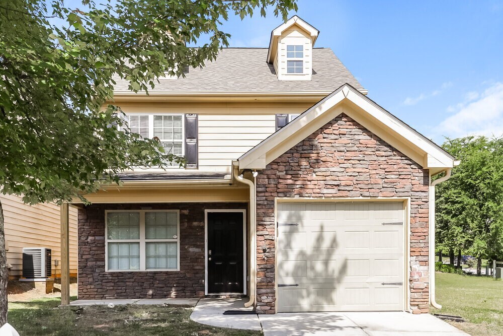 1000 Weatherwood Pl NE in Conyers, GA - Building Photo