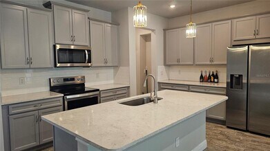 6019 Grand Sonata Ave in Lutz, FL - Building Photo - Building Photo
