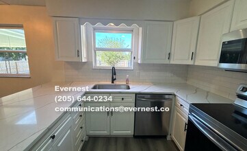 6642 Glacier Ave in Reynoldsburg, OH - Building Photo - Building Photo