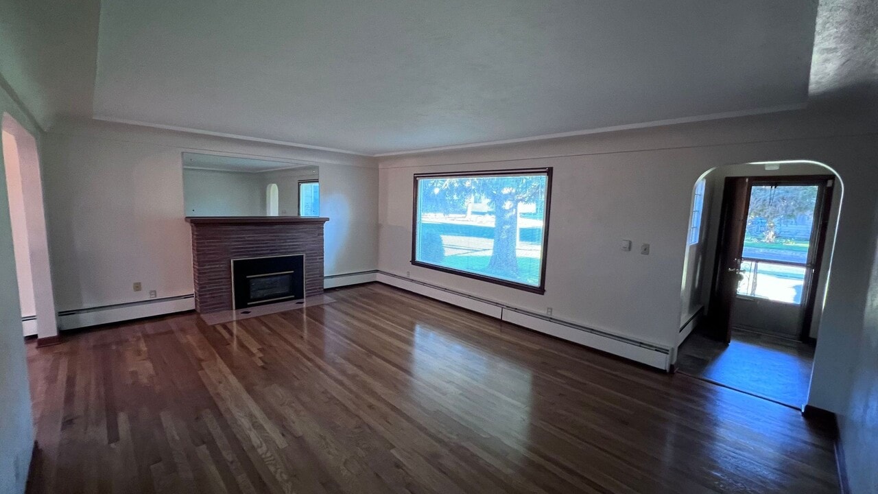 3727 E 24th Ave in Spokane, WA - Building Photo