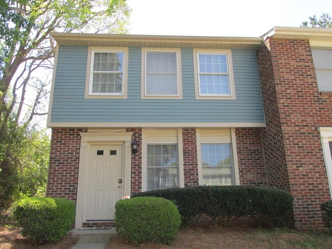 1211 Scaleybark Rd in Charlotte, NC - Building Photo - Building Photo