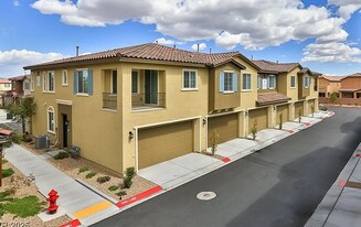 25 Barbara Ln, Unit 58 in Las Vegas, NV - Building Photo