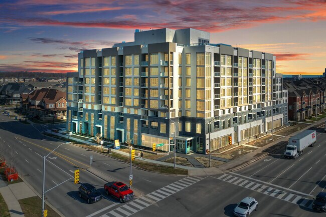 412 Silver Maple Rd in Oakville, ON - Building Photo - Building Photo