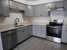 7-9 Irene St in Lewiston, ME - Building Photo