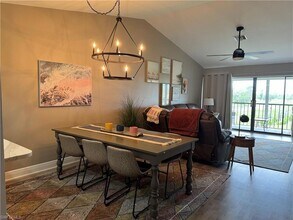 605 Augusta Blvd, Unit 14 in Naples, FL - Building Photo - Building Photo