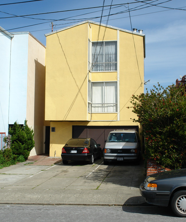 595-597 Sylvan St in Daly City, CA - Building Photo - Building Photo