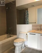 50A-2450 Charles St E in Toronto, ON - Building Photo - Building Photo
