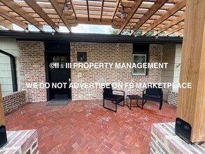 9730 State Line Rd in Leawood, KS - Building Photo - Building Photo