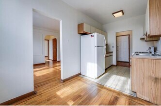 301 Palisade Ave in Union City, NJ - Building Photo - Building Photo