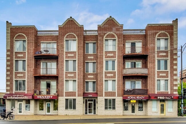 property at 5250 N Lincoln Ave