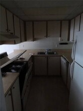 4024 S 158th St, Unit 2 in Tukwila, WA - Building Photo - Building Photo