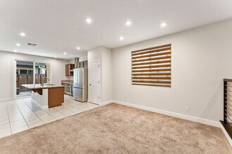 4216 Doug Fir Ln in Rocklin, CA - Building Photo - Building Photo