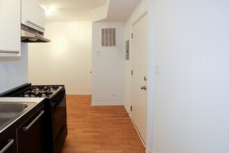 5054 N Winthrop Ave in Chicago, IL - Building Photo - Building Photo
