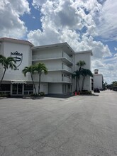 1910 S Ocean Blvd in Delray Beach, FL - Building Photo - Building Photo