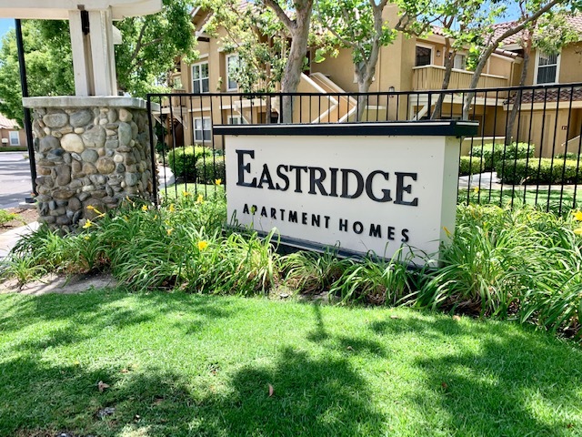 Eastridge Apartment Homes in Orange, CA - Foto de edificio