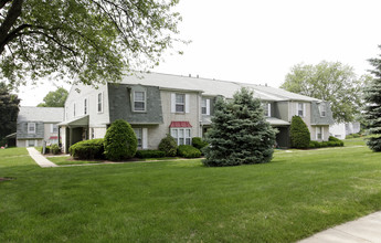 Sunnybrook Townhouses in Lancaster, PA - Building Photo - Building Photo