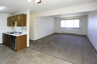 Cimarron Apartments in Fargo, ND - Foto de edificio - Interior Photo