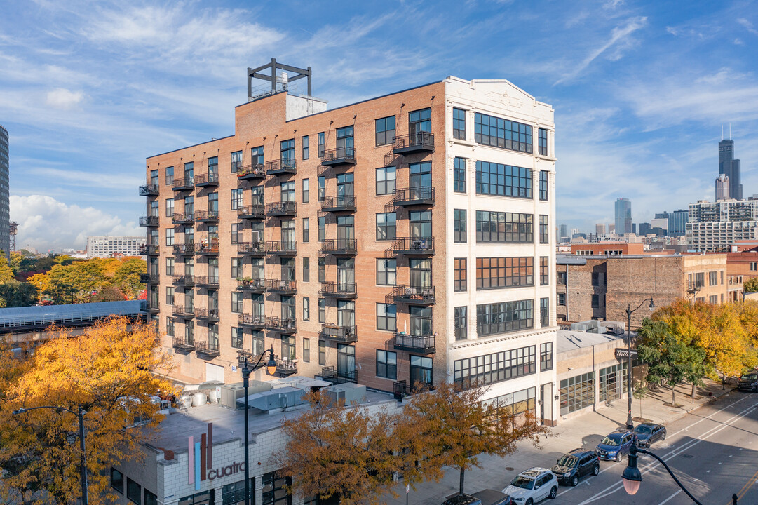 2024 S Wabash Ave in Chicago, IL - Building Photo