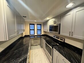 452 Park Dr in Boston, MA - Building Photo - Building Photo