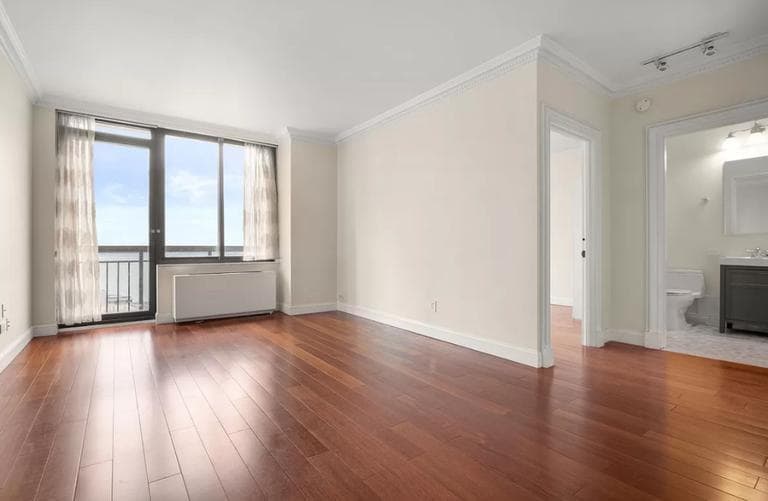 99 Battery Pl in New York, NY - Building Photo