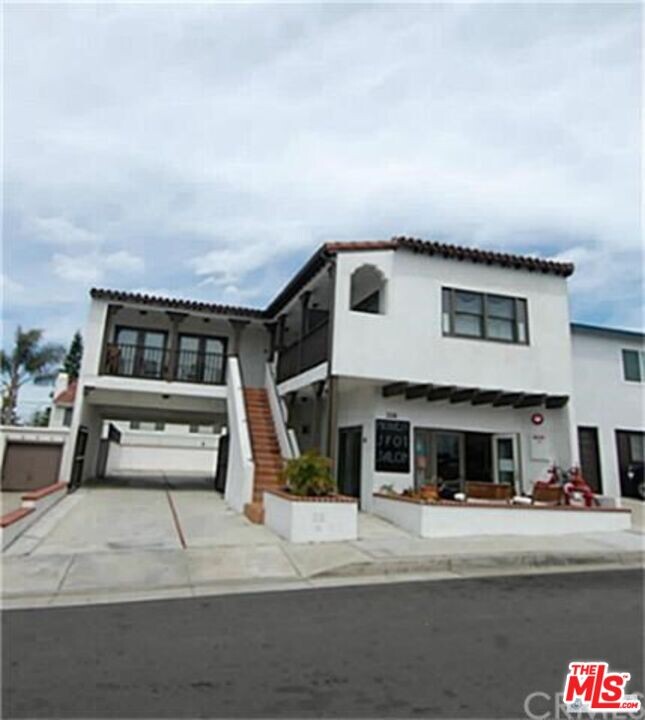 156 Avenida Serra in San Clemente, CA - Building Photo