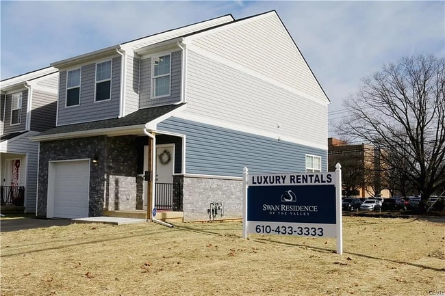 2157 S Poplar St in Allentown, PA - Building Photo - Building Photo