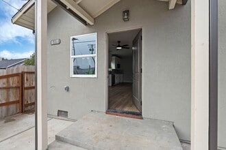 619 S Sacramento St, Unit 619 in Lodi, CA - Foto de edificio - Building Photo