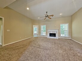 235 Yardsley Dr in Mcdonough, GA - Building Photo - Building Photo