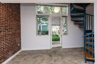 36 Moore St in Princeton, NJ - Building Photo - Building Photo