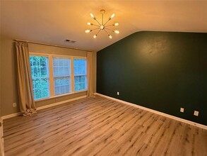 331 Balaban Cir in Woodstock, GA - Building Photo - Building Photo